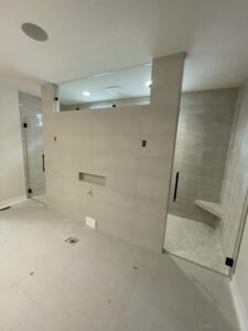 shower door by Hutton Glass Products