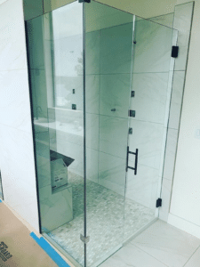 shower door by Hutton Glass