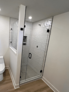 shower door by Hutton Glass